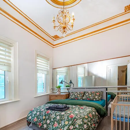 Charming 6 Ideal For Families&groups Villa