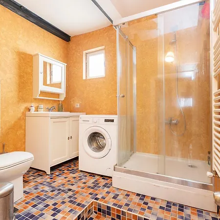 Charming 6 Ideal For Families&groups Villa *